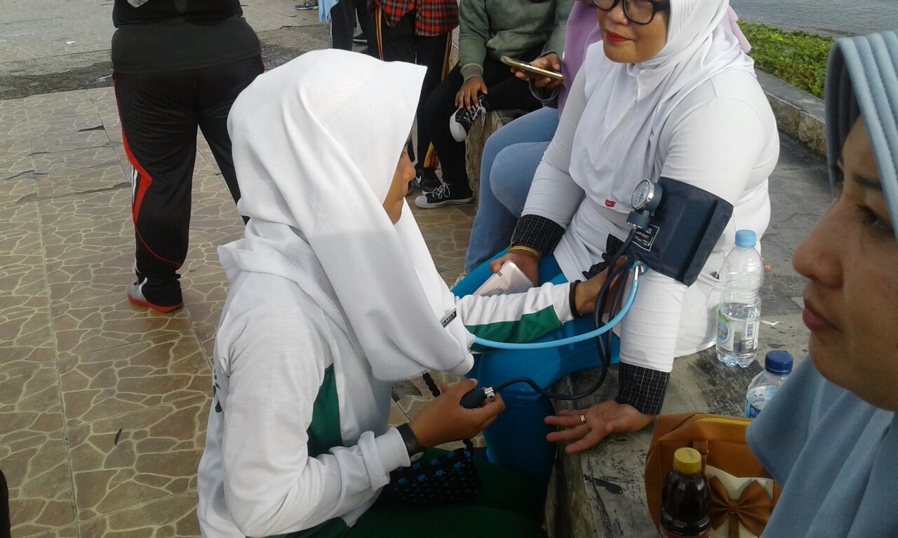 TENSI GRATIS SISWI KEPERAWATAN SMK BINA POTENSI PALU
